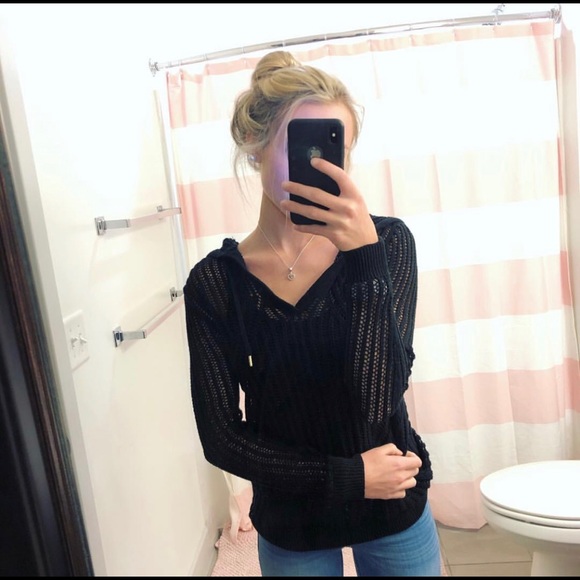Michale Kors Sweater - Picture 1 of 3